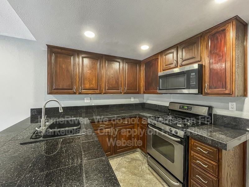 11282 Price Ct - Photo 3 of 21