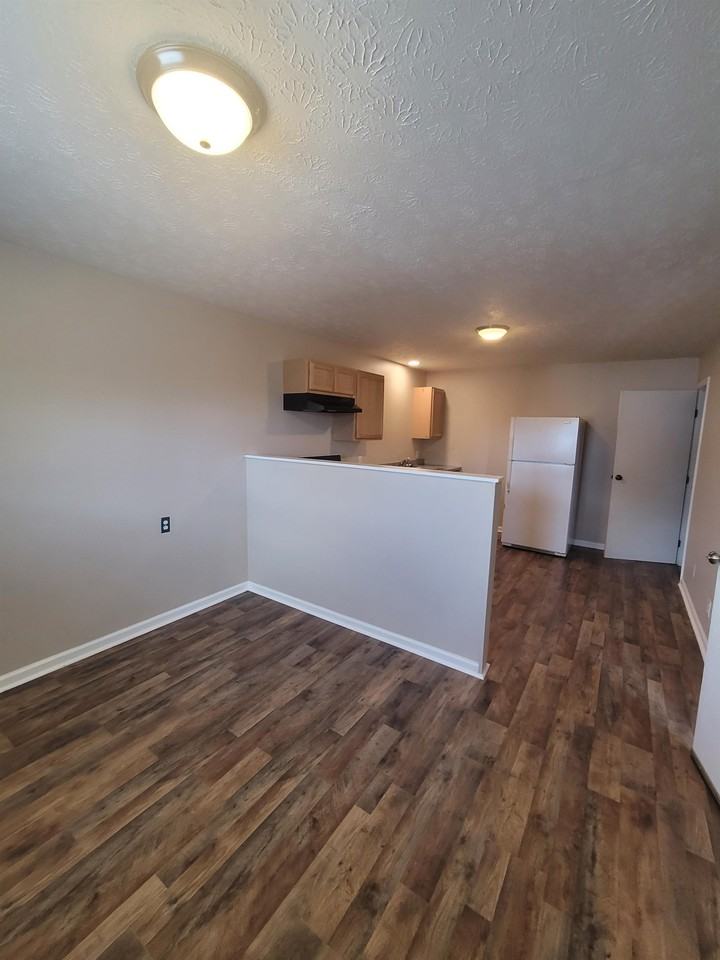 18 South Main Street - Photo 4 of 13