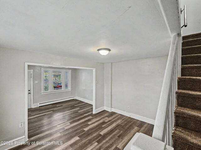 109 1/2 Penn Street - Photo 7 of 12