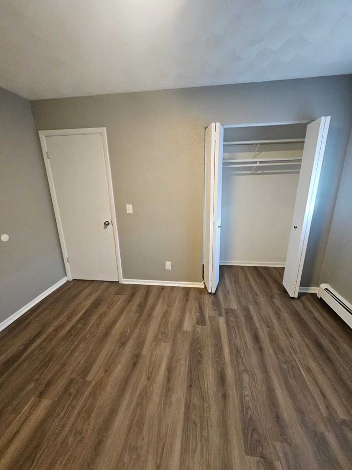 4640 Oberlin Avenue - Photo 5 of 15
