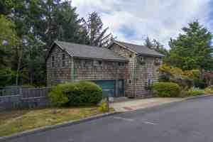 featured image of 516 Ne 20th Pl