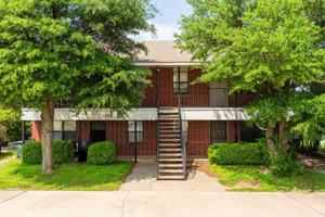 featured image of 1103 Circle M Dr