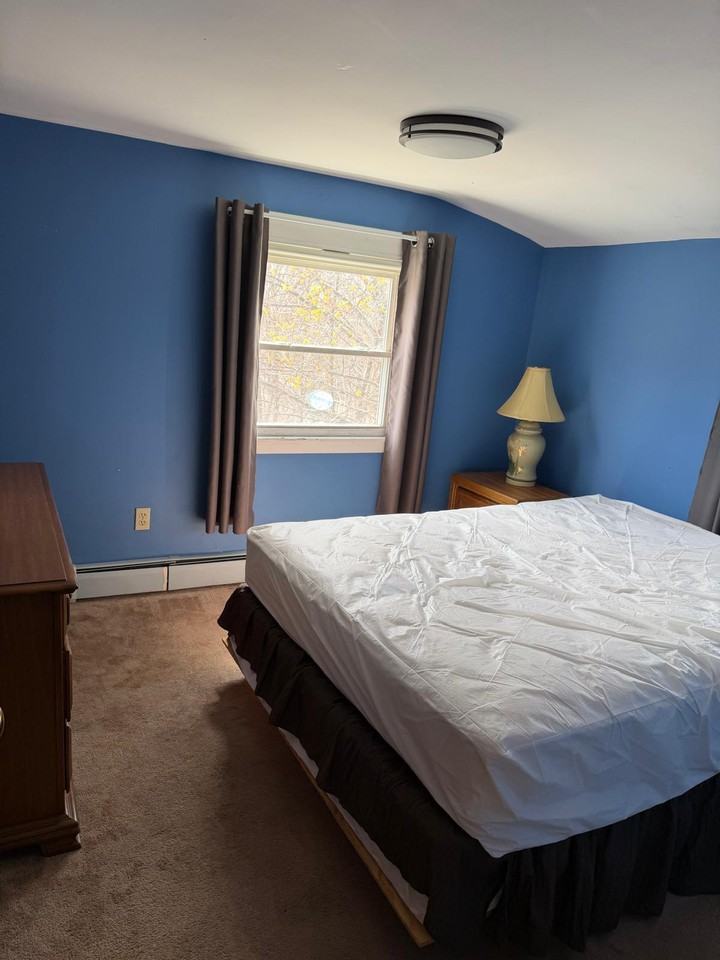 708 Union - Photo 2 of 4