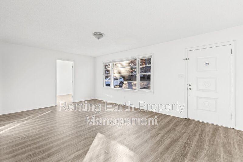 2321 4th St Ne - Photo 4 of 19