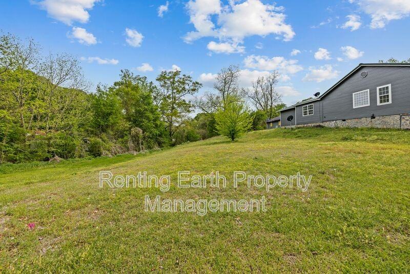 207 Jemison St - Photo 7 of 23