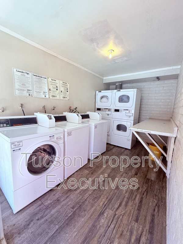 20 N Leonora Ave - Photo 6 of 12