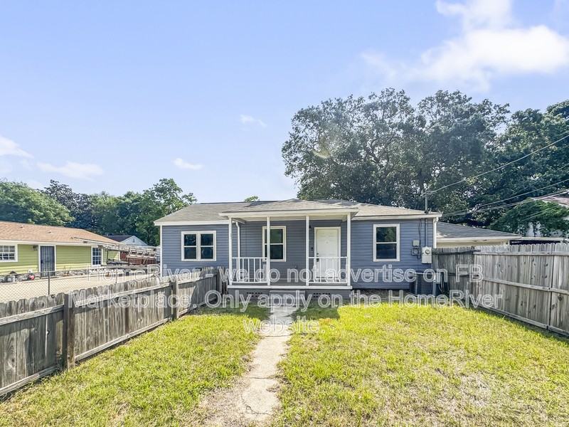 26 Lincoln Rd #A