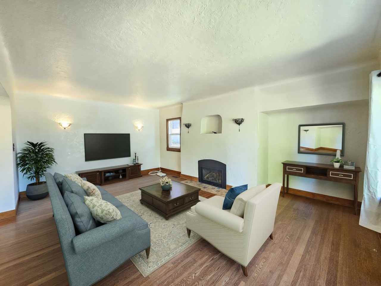 1922 E 18th Ave - Photo 5 of 50