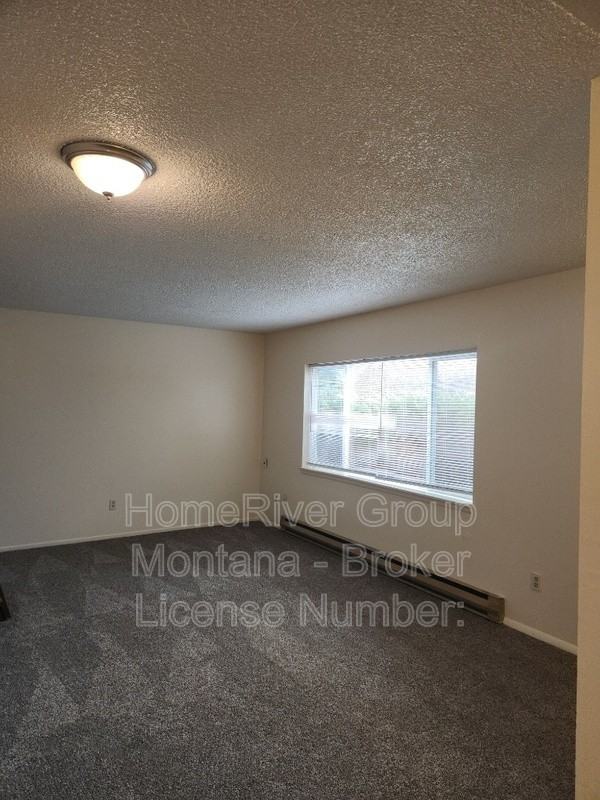 2111 S 4th St W #C - Photo 4 of 21