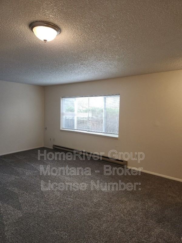 2111 S 4th St W #C - Photo 5 of 21