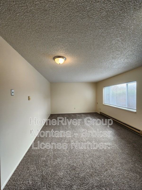 2111 S 4th St W #C - Photo 6 of 21