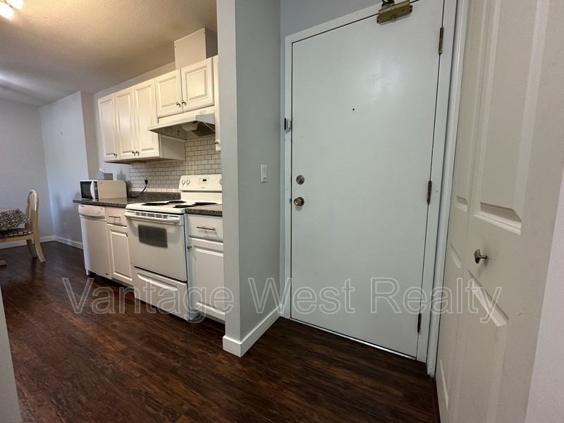 3101 De Montreuil Crt