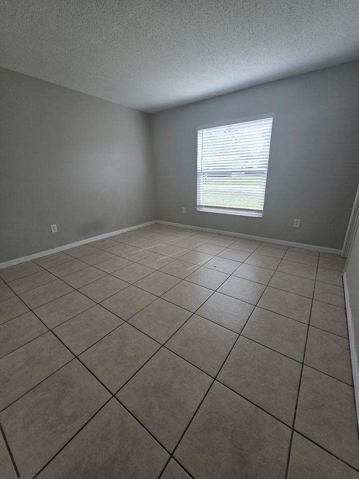 2212 Florida Drive #2 - Photo 7 of 10