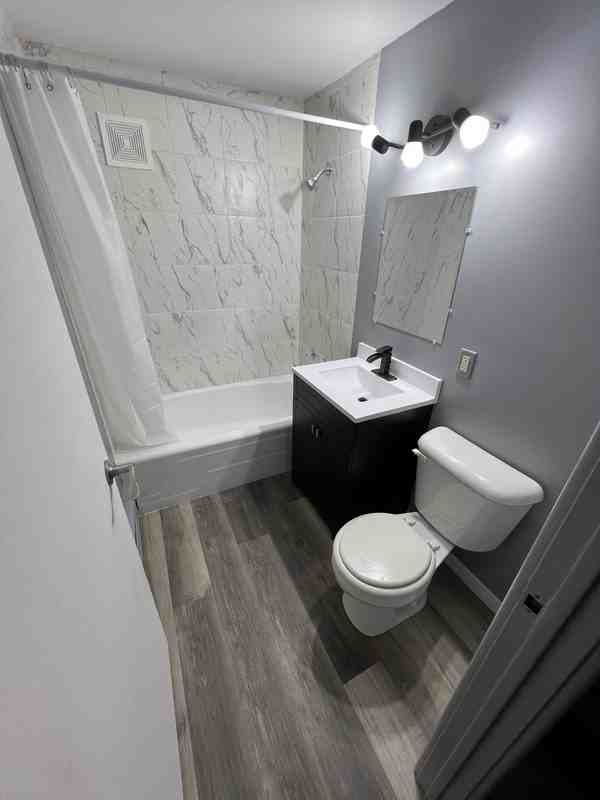 1129 Catalpa Cir - Photo 4 of 6