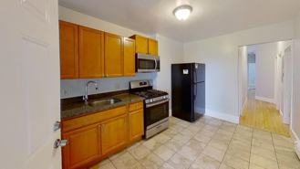 192 Adams St #3 - Photo 1 of 1