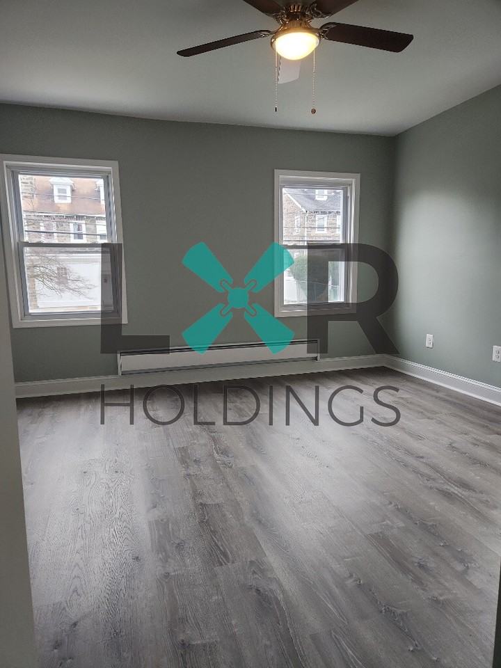 42 Brandon Rd, Upper Darby, PA - Photo 3 of 12