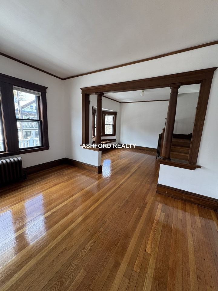 Commonwealth Rd #2 - Photo 3 of 11