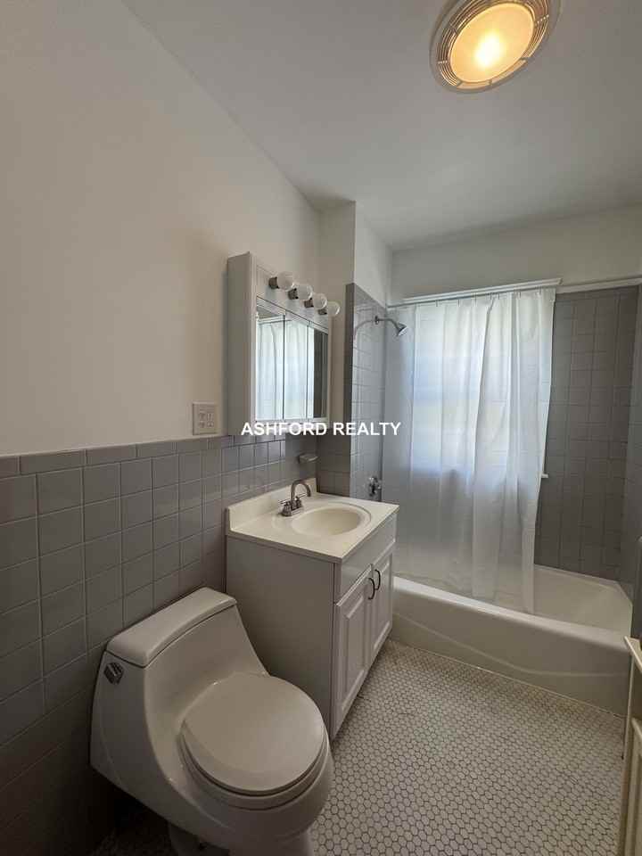 Commonwealth Rd #2 - Photo 6 of 11