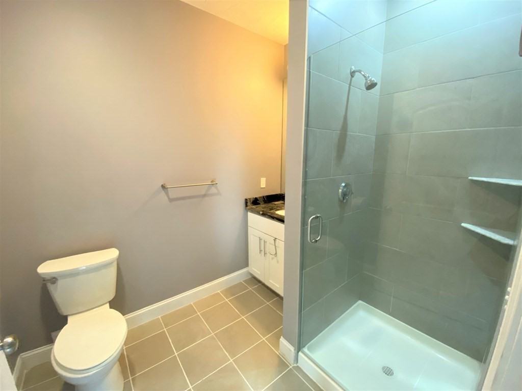 41 Saratoga St #4B - Photo 7 of 10