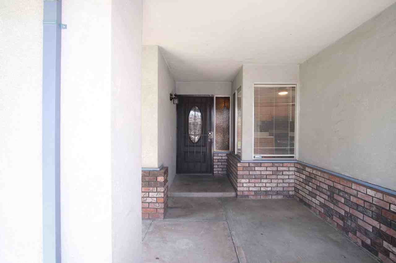 121 Eula Dr - Photo 4 of 21