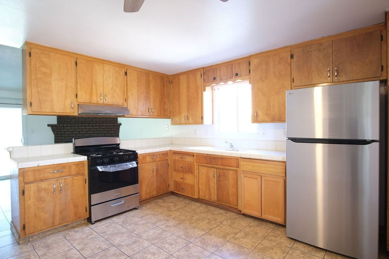 121 Eula Dr - Photo 6 of 21