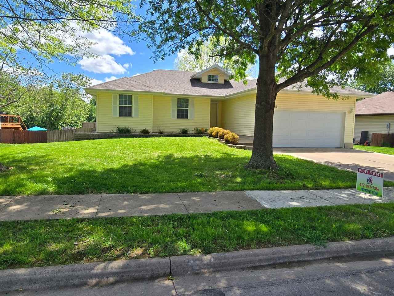 5118 N Graybrooke Dr - Photo 2 of 34