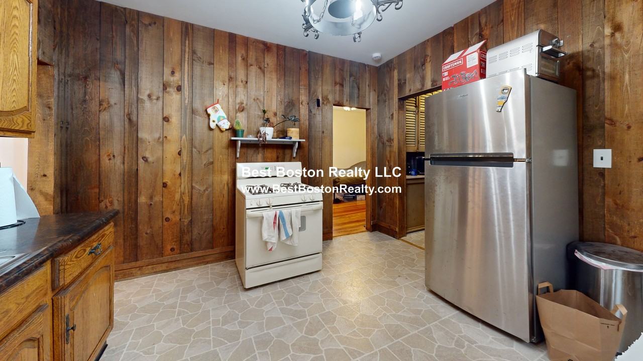 5 Aldie St #1 - Photo 4 of 17