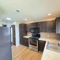 2612 Ardmore St Se - Photo 1 of 1
