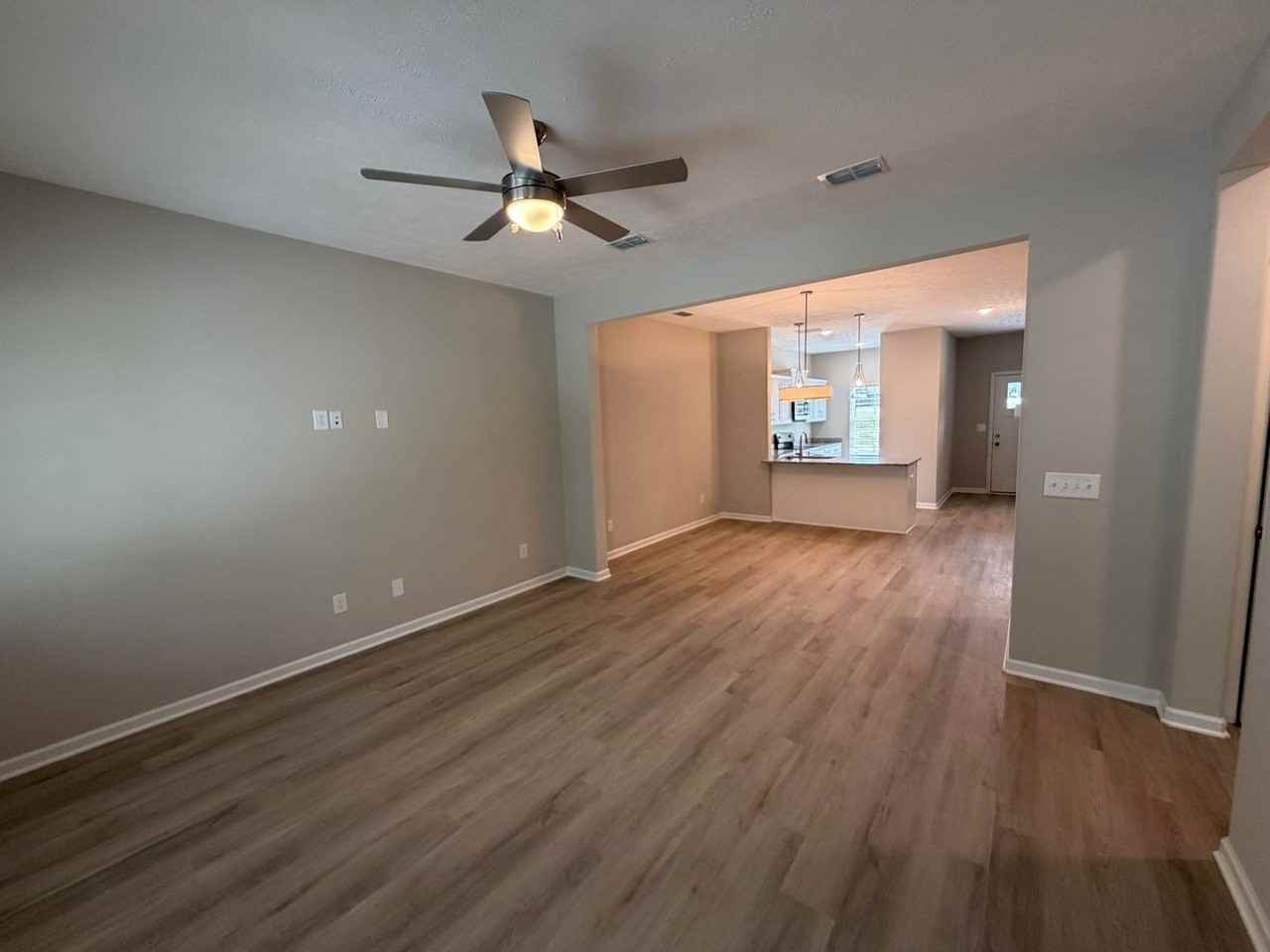 1850 Madison St #202 - Photo 6 of 25