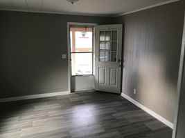 featured image of 108 1/2 W Filbert St