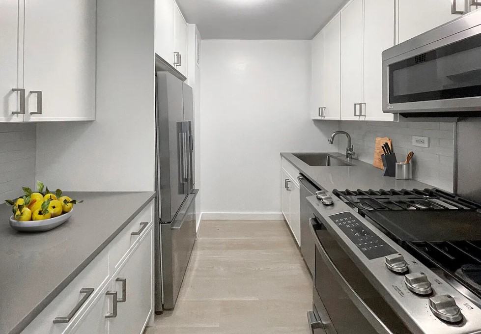 402 3rd Ave #802 - Photo 2 of 9