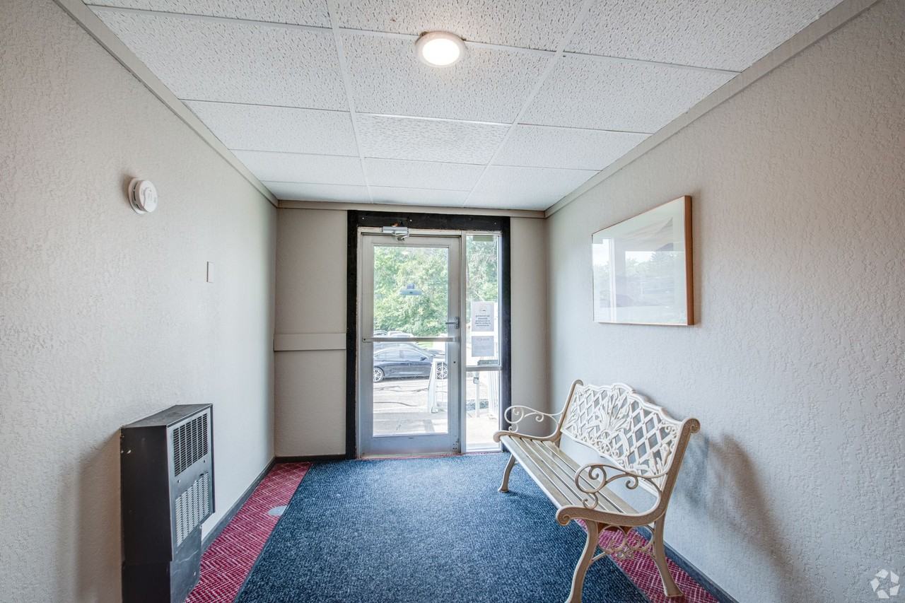 Riverview Apartments - Photo 2 of 6