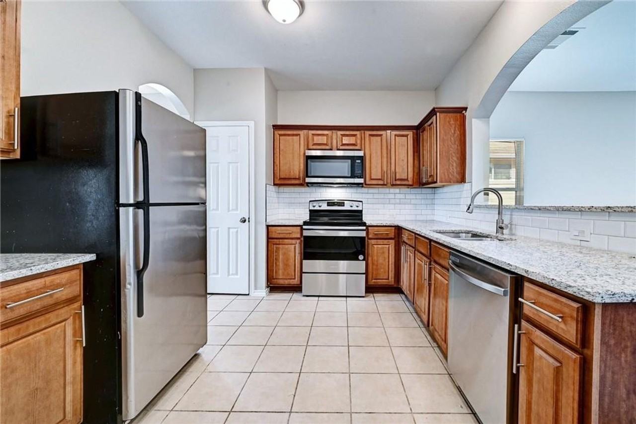 11306 Dimmitt St - Photo 3 of 14