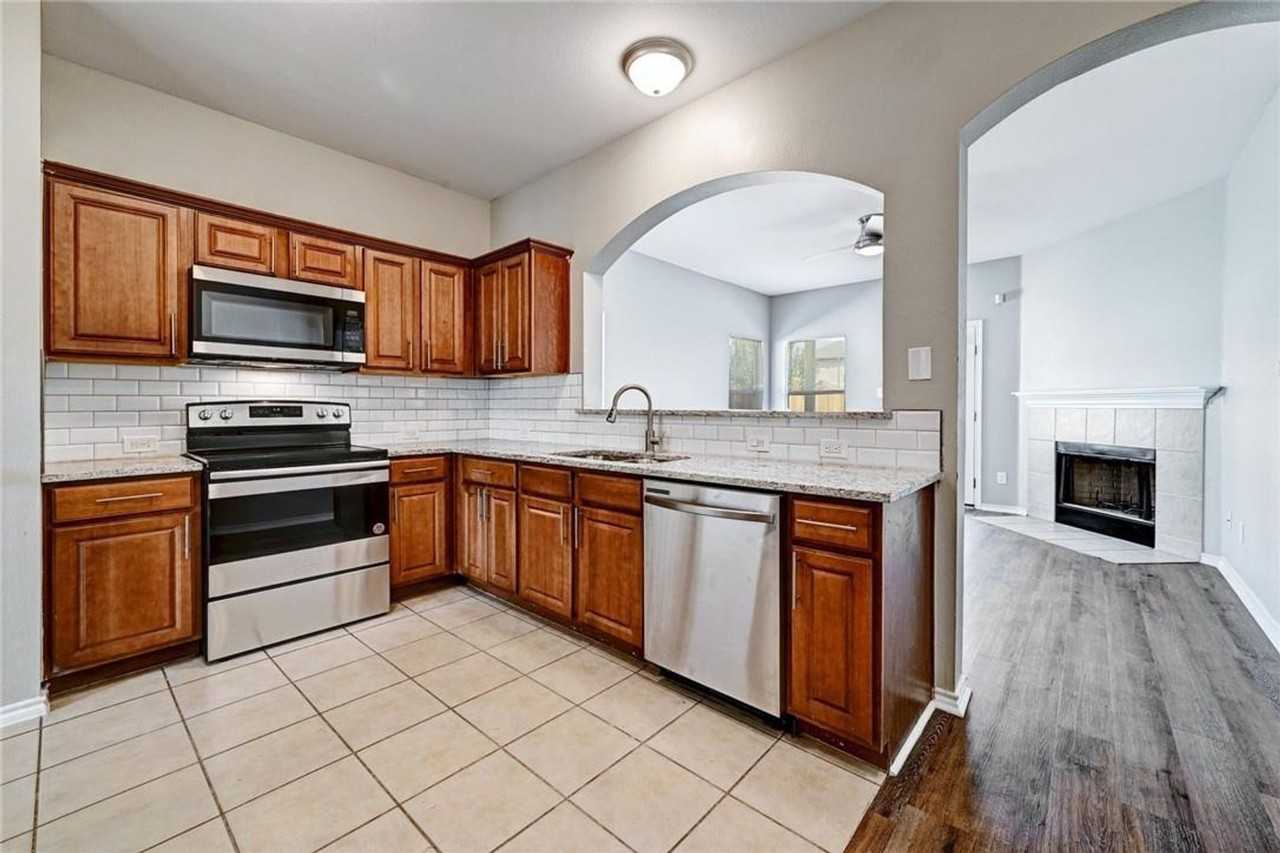 11306 Dimmitt St - Photo 4 of 14