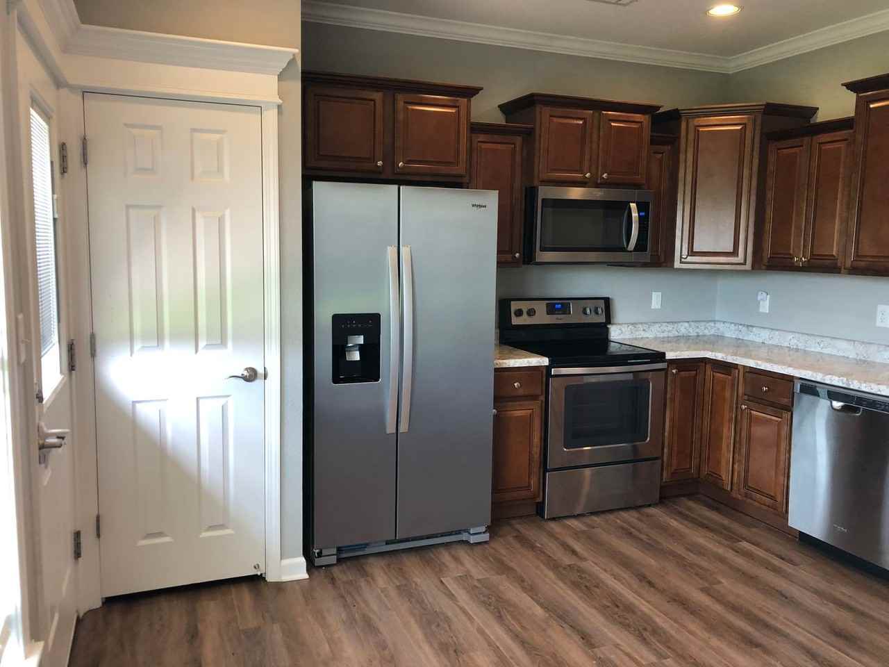 1905 Rehoboth Cir - Photo 4 of 11