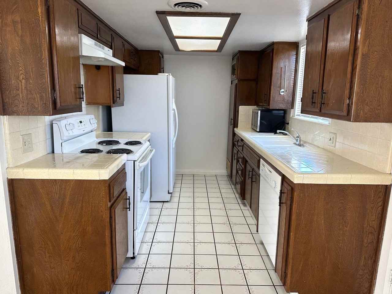 3333 El Encanto Ct - Photo 2 of 13