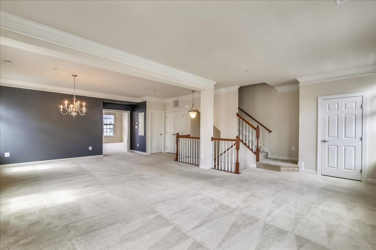 3602 Spring Hollow Ln - Photo 3 of 26