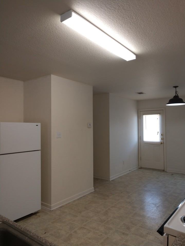 2309 Terrace Dr #A - Photo 4 of 12