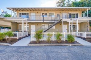 featured image of 105 Roundtable Dr