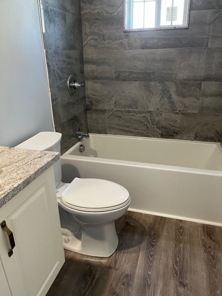 Brightwood Ave #L - Photo 5 of 13