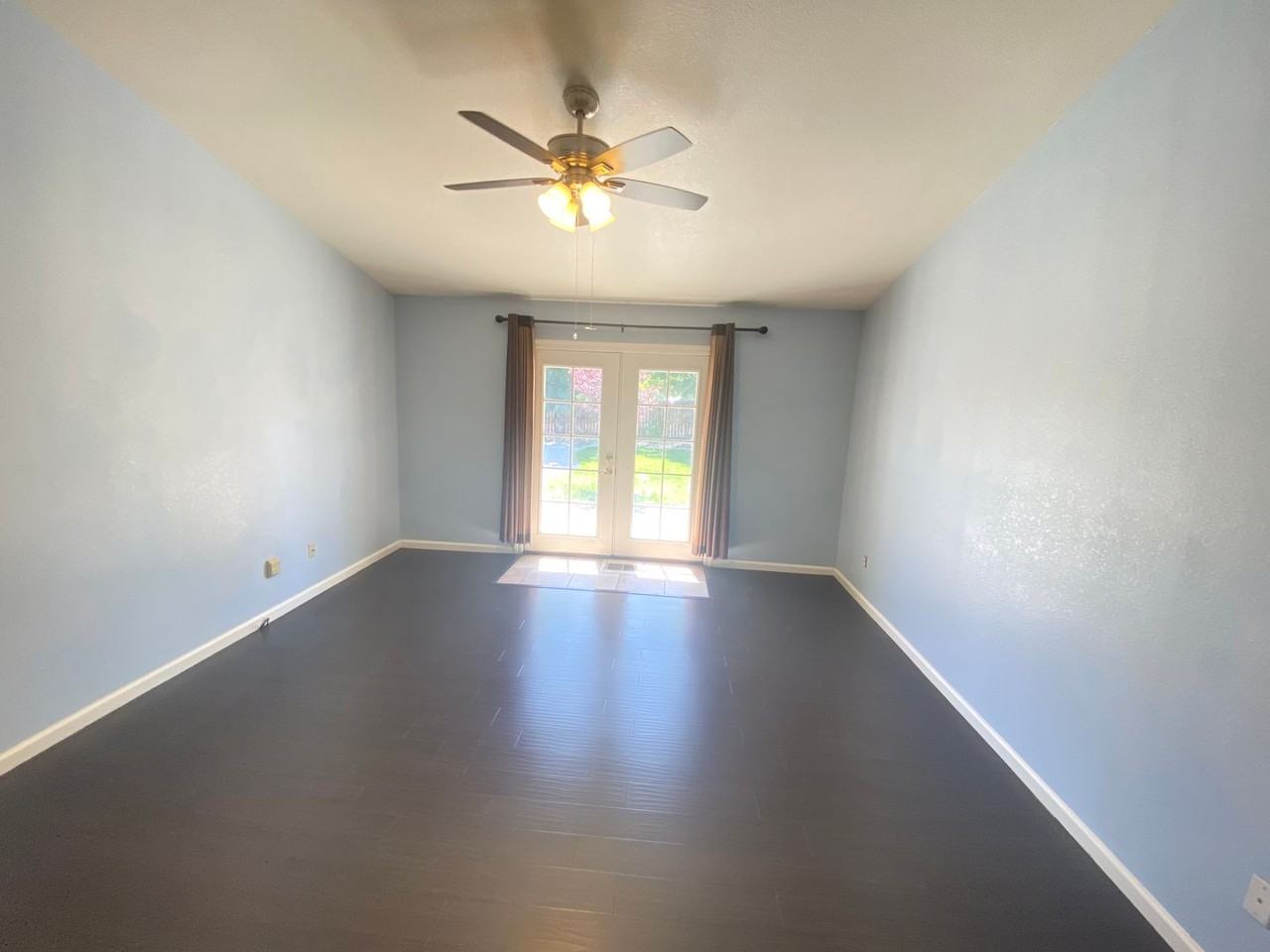 12 Wisteria Ct - Photo 7 of 17