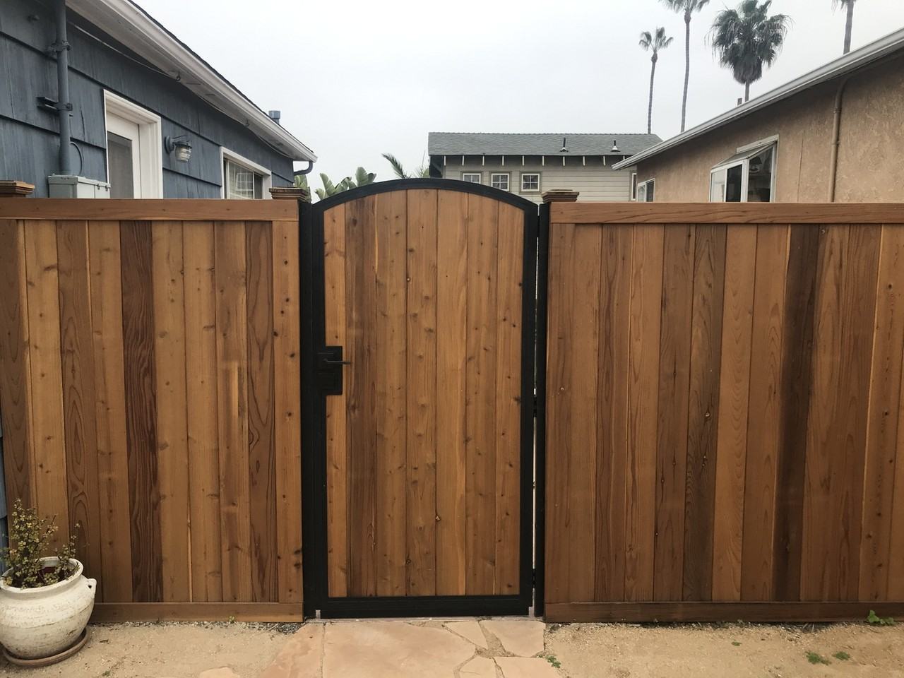 2211 Bolinas St - Photo 2 of 18