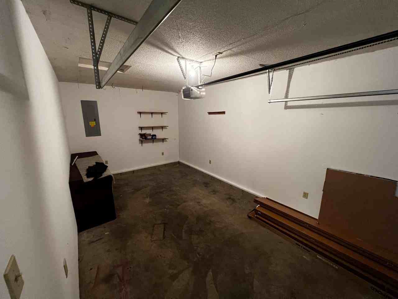 334 Hickory Dr - Photo 7 of 12