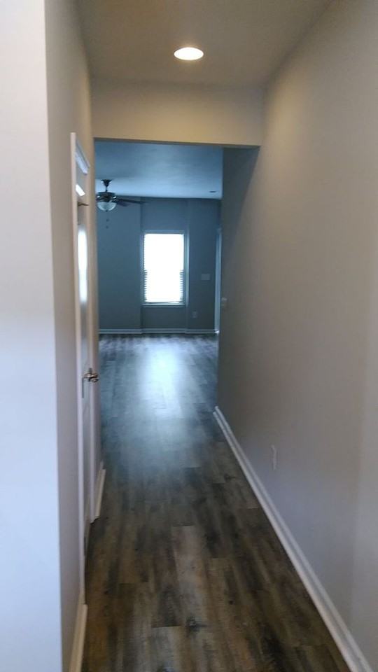 206 Park Meadows Dr - Photo 2 of 22