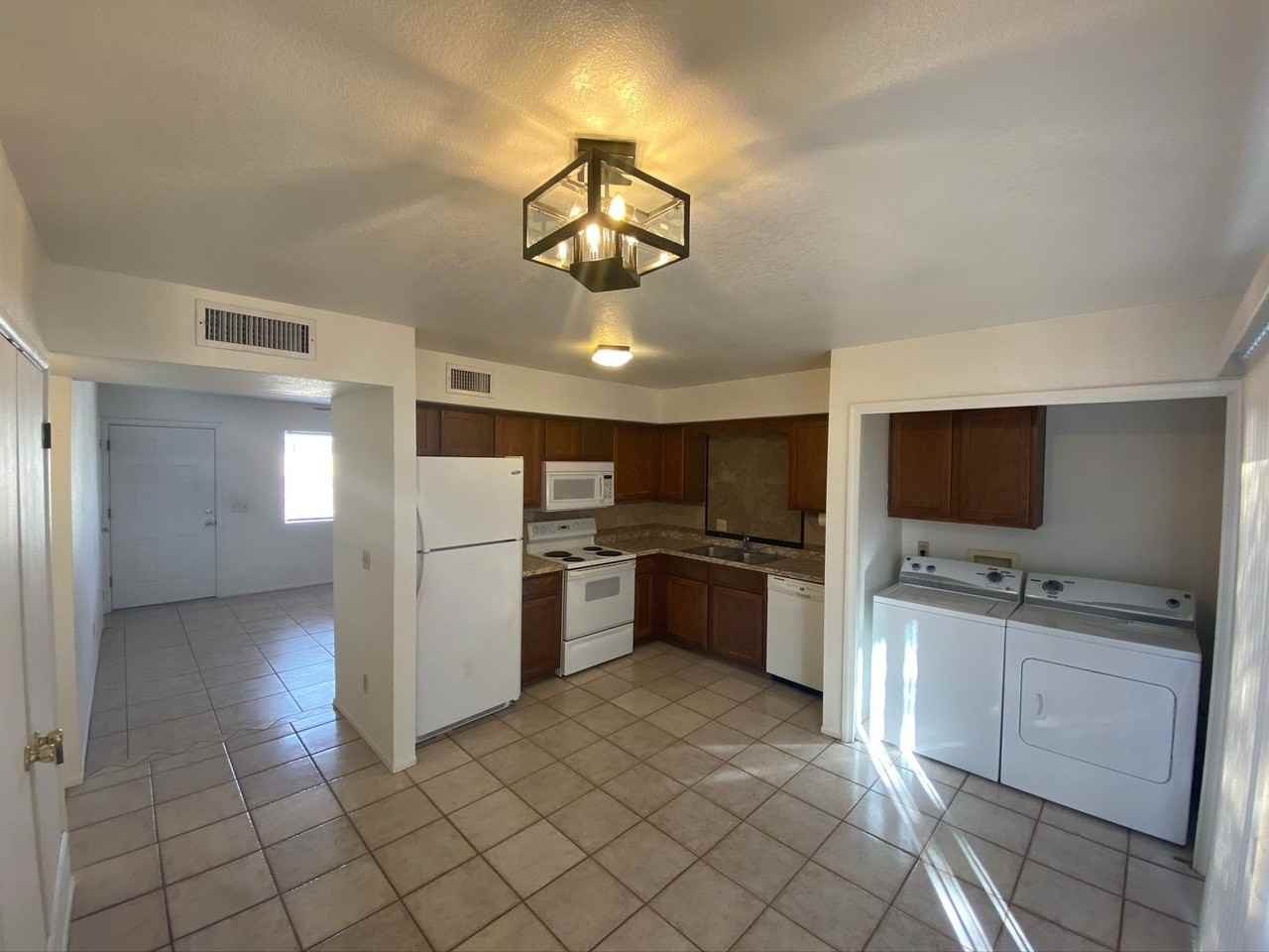 5758 E 24th St - Photo 3 of 14