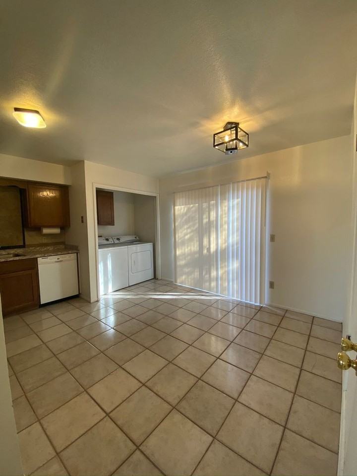 5758 E 24th St - Photo 4 of 14