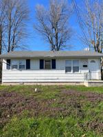 featured image of 211 W County Rd