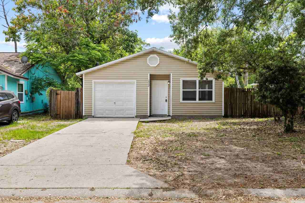 2064 2064 The Mall St - Photo 2 of 27