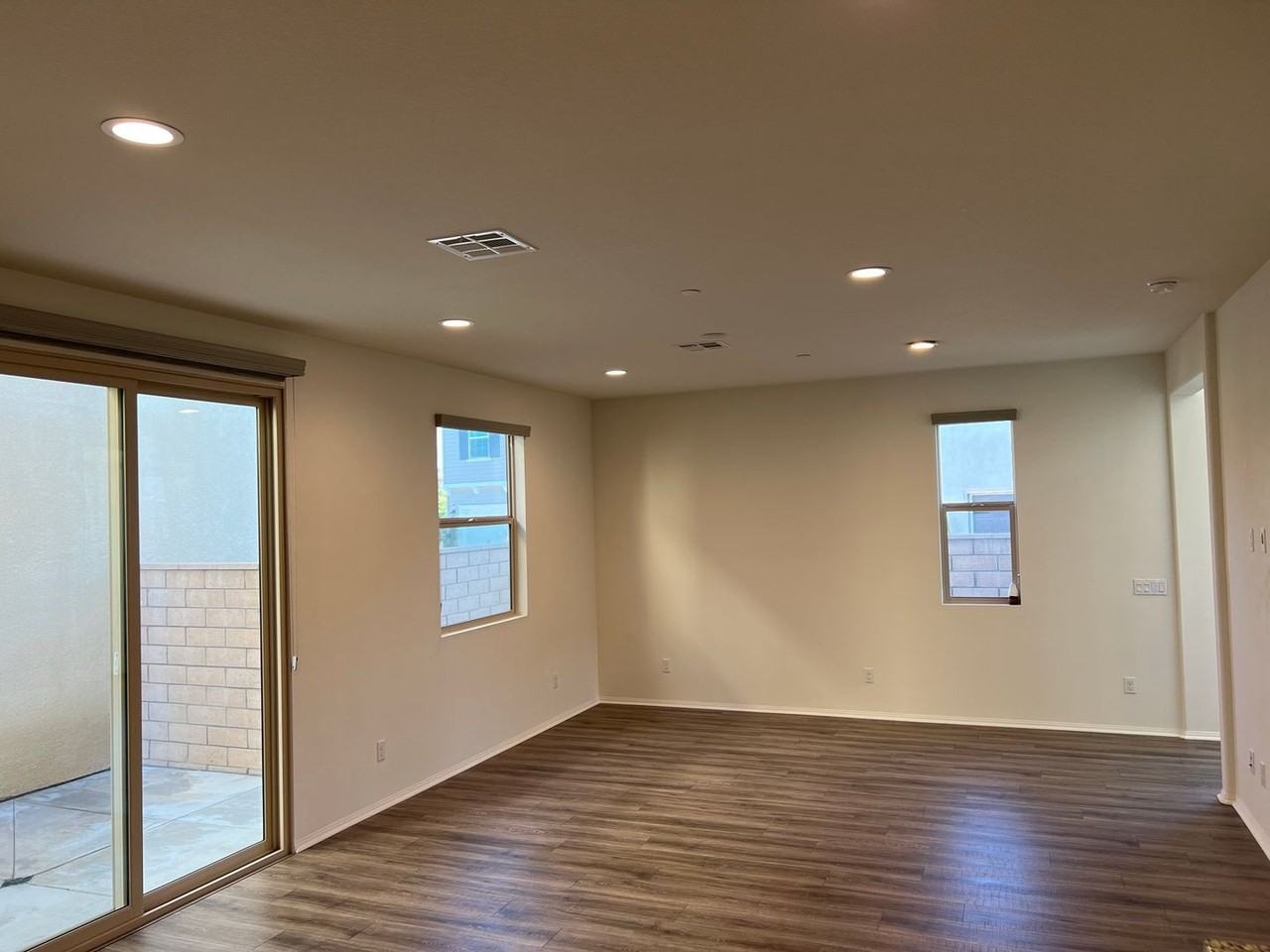 42752 Azure St - Photo 7 of 30