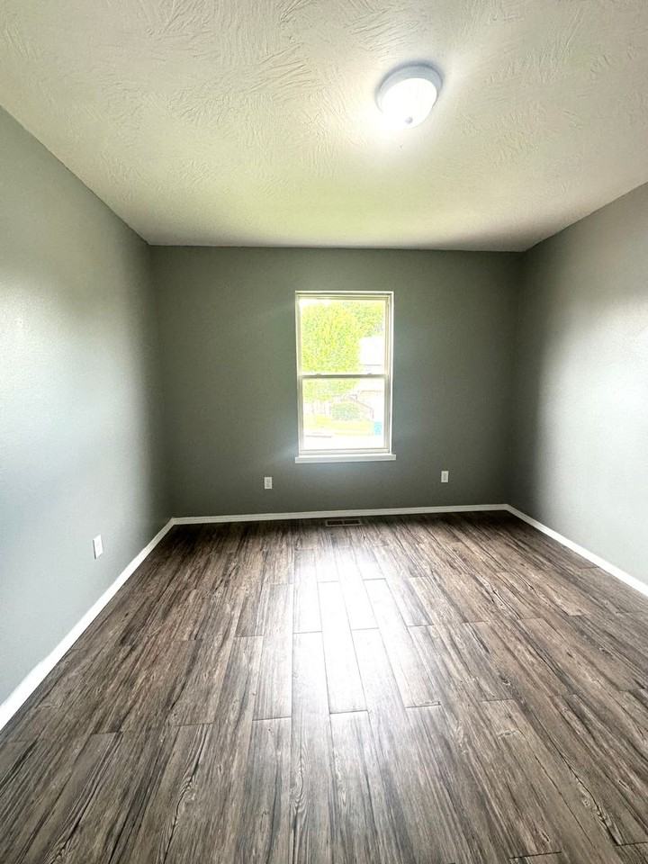 808 E Watermill Cir - Photo 5 of 26